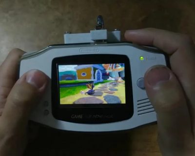 Así han personalizado la Game Boy Advance para que mueva juegos de PlayStation