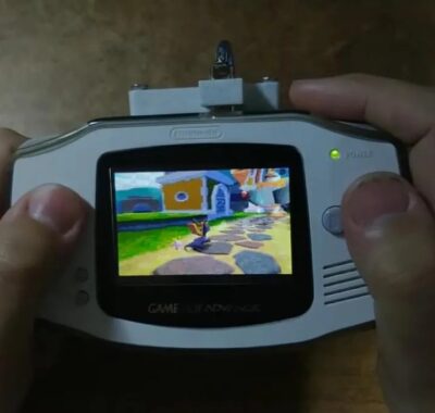 Así han personalizado la Game Boy Advance para que mueva juegos de PlayStation