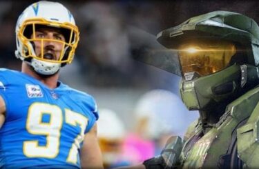 Estrella de la NFL celebra jugada y el estreno de Halo Infinite haciendo teabag en un partido