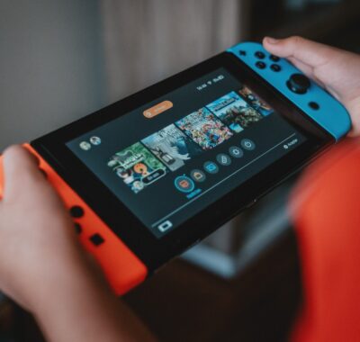 Nintendo te pide que no dejes caer tu Switch ni lo golpees con otros objetos
